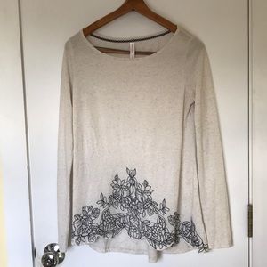 Long sleeve oatmeal &black floral embroidered top